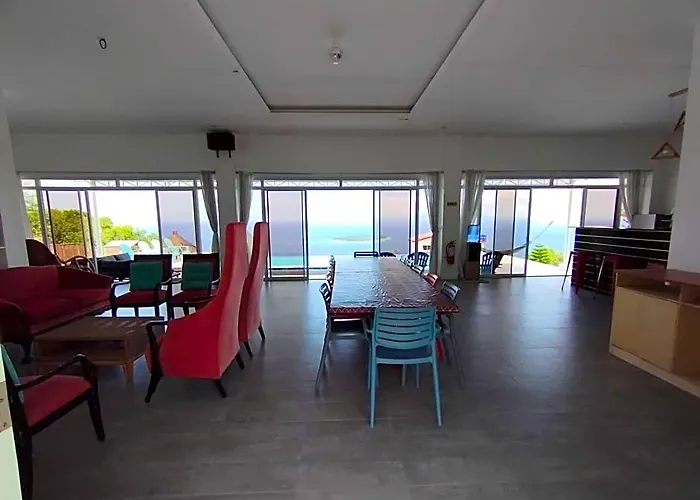 Scia Hills 10 To 15pax
Wifinetflixhbovideokepool Hotel Cebu