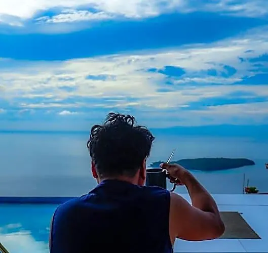Scia Hills 10 To 15pax
Wifinetflixhbovideokepool Hotel 4*