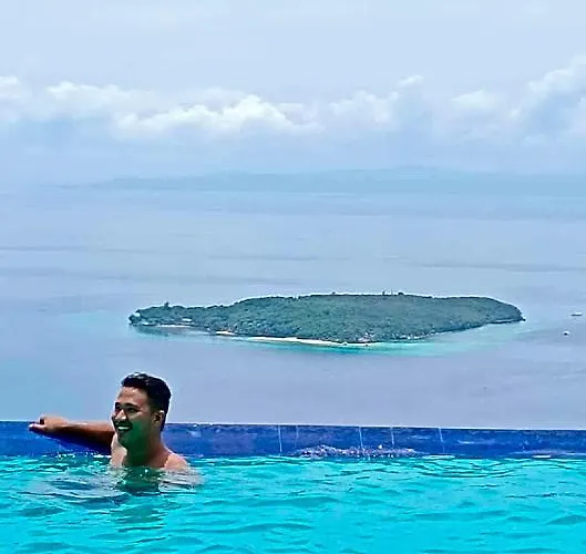 Scia Hills 10 To 15pax
Wifinetflixhbovideokepool 4* Cebu